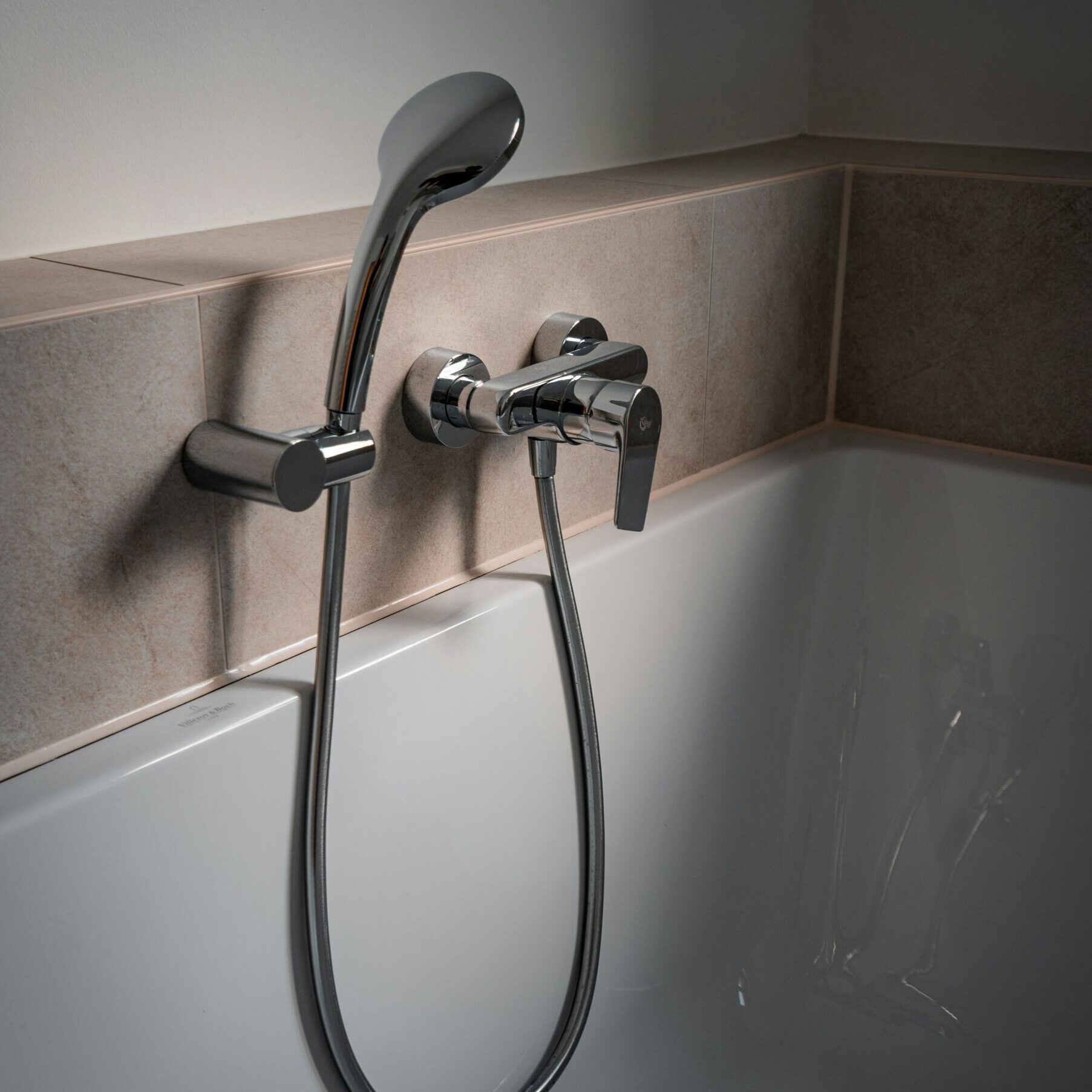 Professionelles Silikonieren im Badezimmer – AKN Sanitärservice in Nürnberg und Umgebung